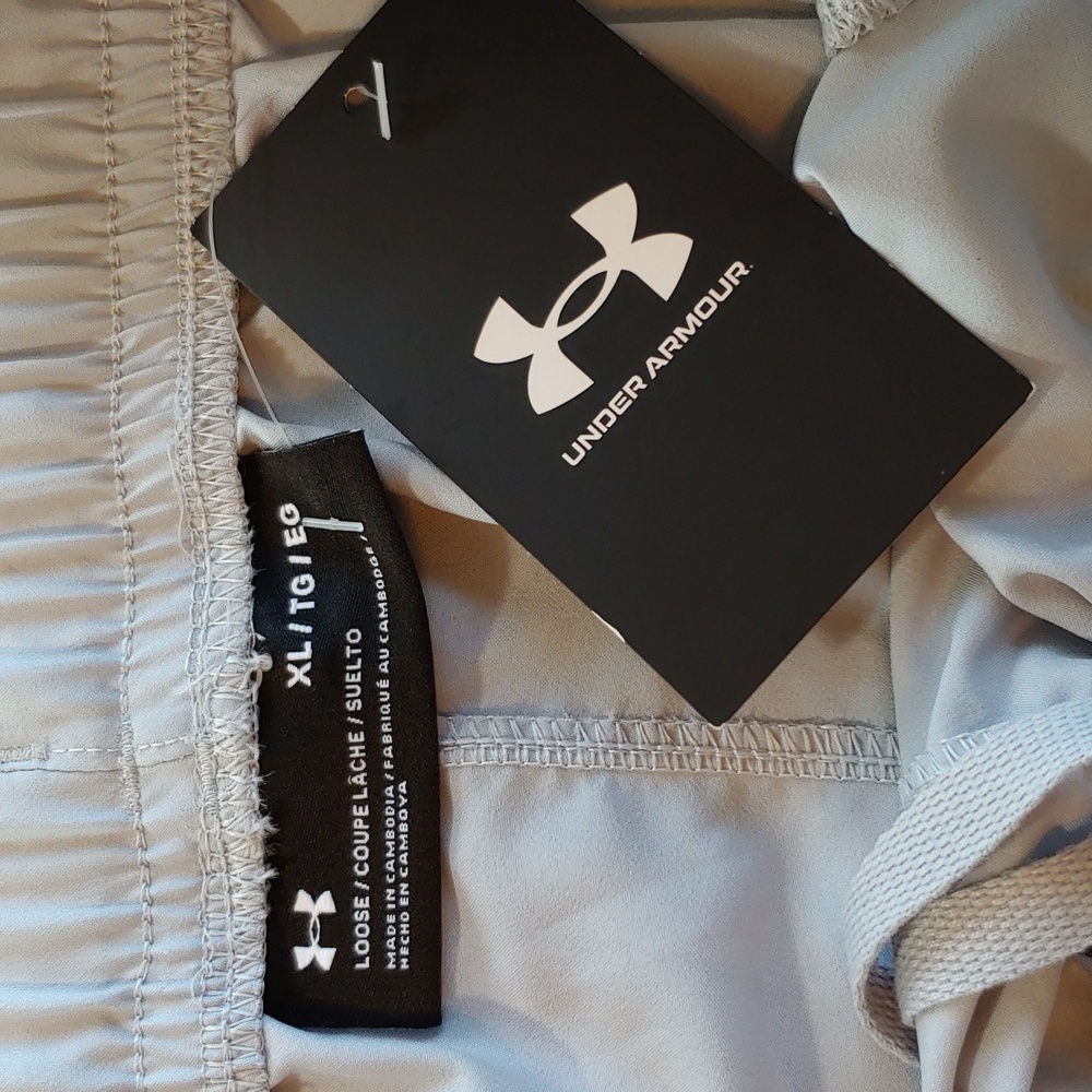 Under Armour Men's Athletic Graphic Shorts Light Grey size XL NWT - Picture 6 of 16